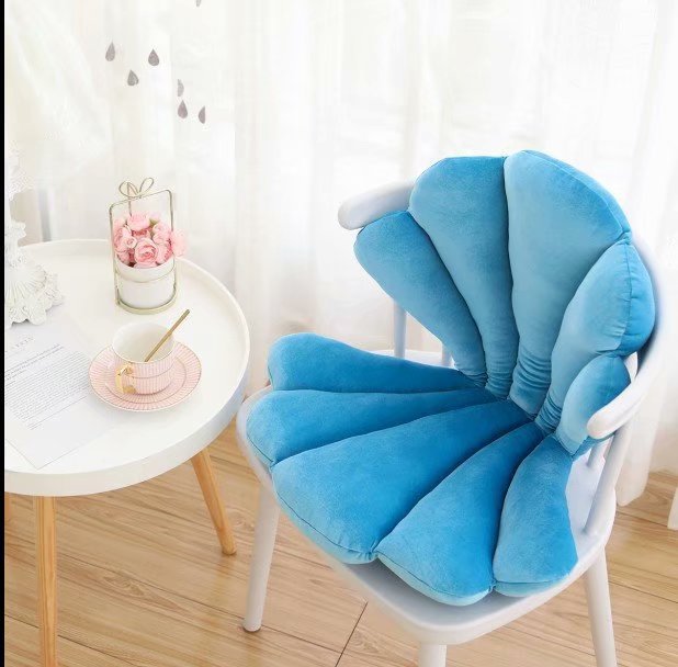 Luxurious Velvet Seal Shell Chair Cushion Rose Seat Pillow