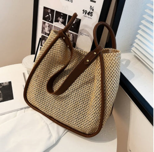 WeaveEase™ – Two-Tone Contrast Woven Shoulder Bag