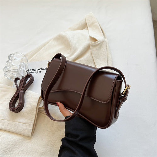 VelouraCraft™ – Magnetic Buckle Shoulder Bag